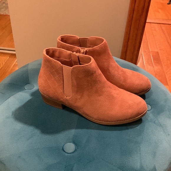 Pink booties - Picture 3 of 6